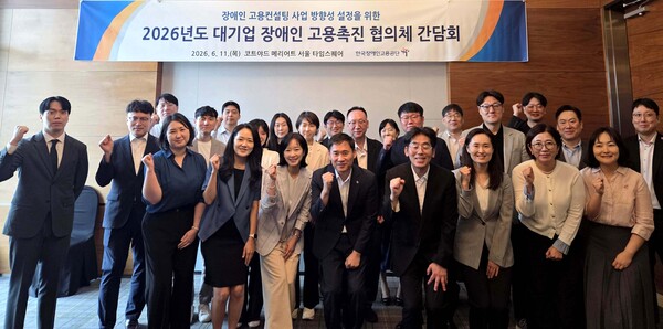 uploaded_6a2b955a4b516.jpg